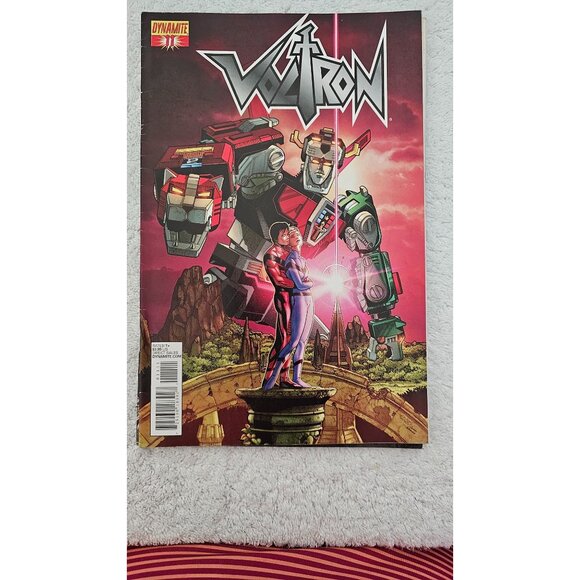 Set Of 4 Dynamite Comics: Army Of Darkness #1 Silver Star Captain Action #3 Volt - Picture 4 of 4